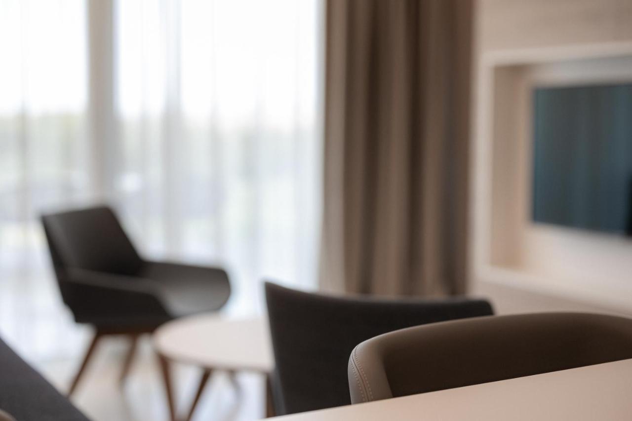 Aparthotel Joel Novalja Eksteriør billede